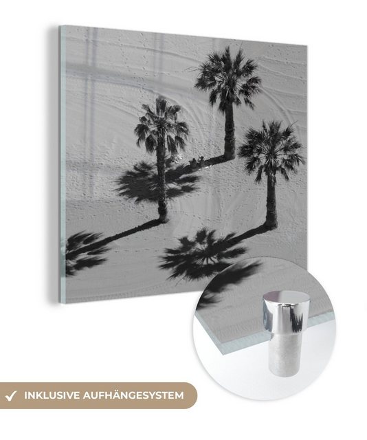 MuchoWow Acrylglasbild Palmen am Strand von Teneriffa - Schwarz und weiß, (1 St), Glasbilder - Bilder auf Glas Wandbild - Foto auf Glas - Wanddekoration