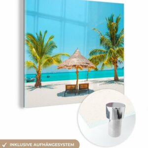 MuchoWow Acrylglasbild Strand - Sonnenschirm - Palme, (1 St), Glasbilder - Bilder auf Glas Wandbild - Foto auf Glas - Wanddekoration
