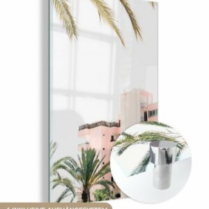MuchoWow Acrylglasbild Palmen - Hotel - Rosa - Weiß, (1 St), Glasbilder - Bilder auf Glas Wandbild - Foto auf Glas - Wanddekoration